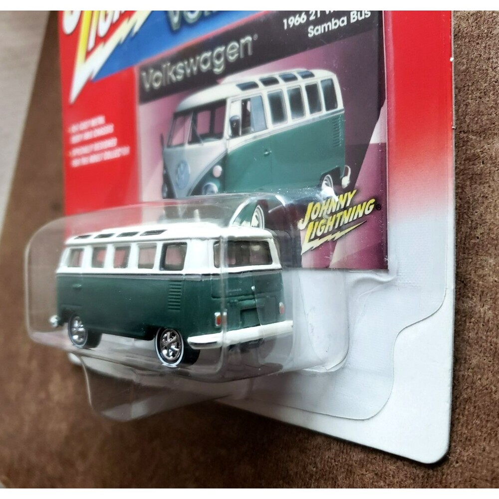 2002 Johnny Lightning VOLKSWAGEN VW 1966 21 WINDOW SAMBA BUS GREEN 1:64 5 Spoke - Picture 10 of 16